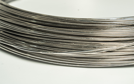 Hvordan bidrar Titanium Wire til å øke levetiden til utstyret ditt?